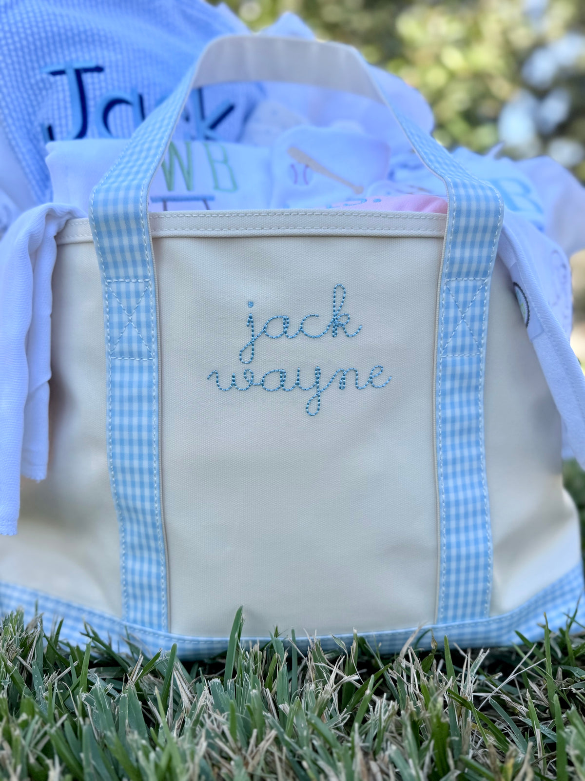 Medium Tote by TRVL